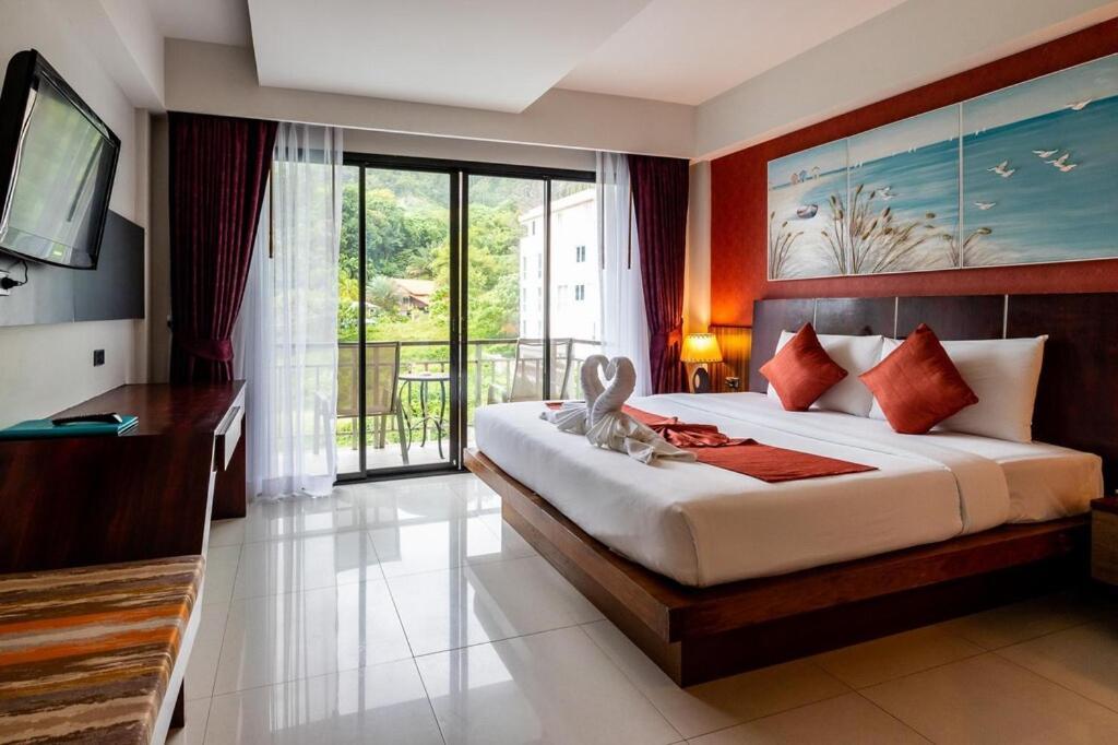 Dipantai Boutique Beach Resort Patong Bagian luar foto