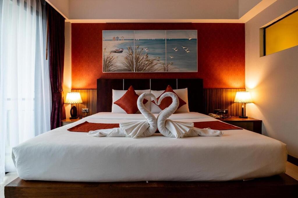 Dipantai Boutique Beach Resort Patong Bagian luar foto