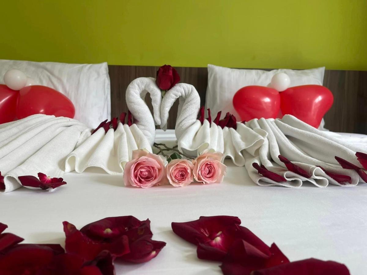 Dipantai Boutique Beach Resort Patong Bagian luar foto