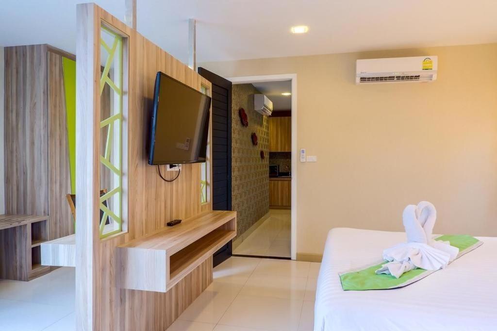 Dipantai Boutique Beach Resort Patong Bagian luar foto